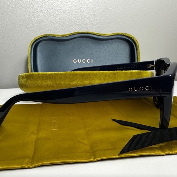 Authentic Blue Gucci Sunglasses - Picture 2 of 5